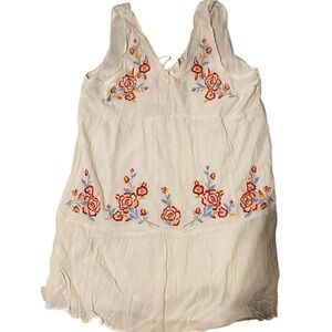Chic Connection White Sleeveless Dress